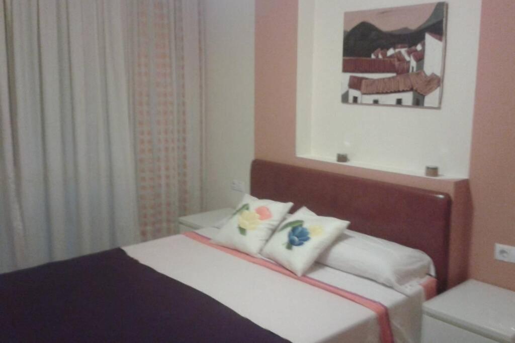 Bonito Apartamento Cerca Del Puerto マラガ エクステリア 写真